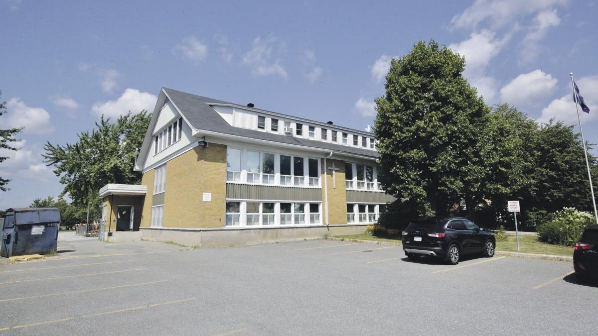 À l’école Sainte-Rosalie, les concentrations de dioxyde de carbone ont parfois dépassé la limite suggérée de 1000 ppm en présence d’enfants. Photo Robert Gosselin | Le Courrier ©