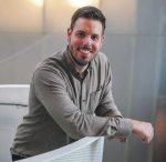 SAM BRETON : FABRICANT D’EXPRESSIONS