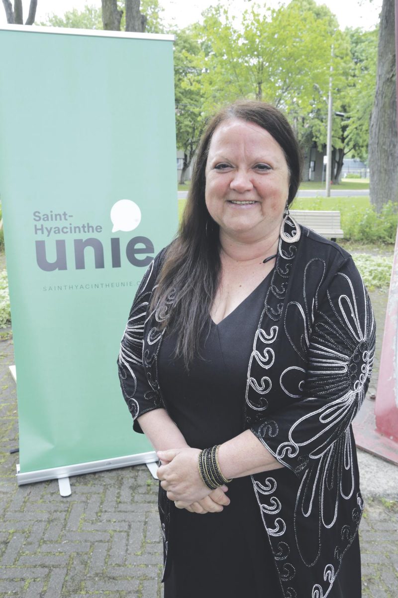 Chantal Goulet, candidate de Saint-Hyacinthe unie dans le district centre-ville. Photo Robert Gosselin | Le Courrier ©