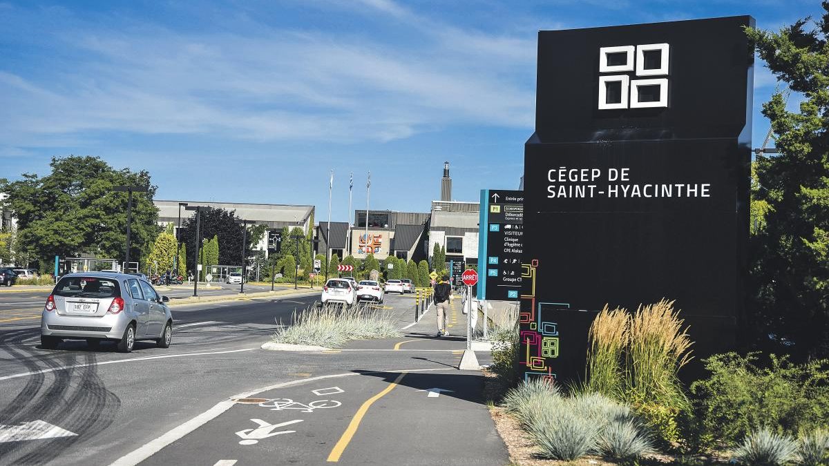 Le Cégep de Saint-Hyacinthe n’est plus assez grand pour accueillir tous les étudiants. Photo François Larivière | Le Courrier ©