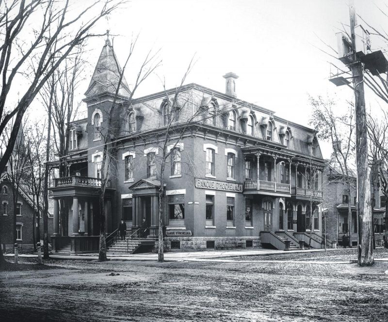Une photo de l’immeuble au début des années 1900.Photo gracieuseté