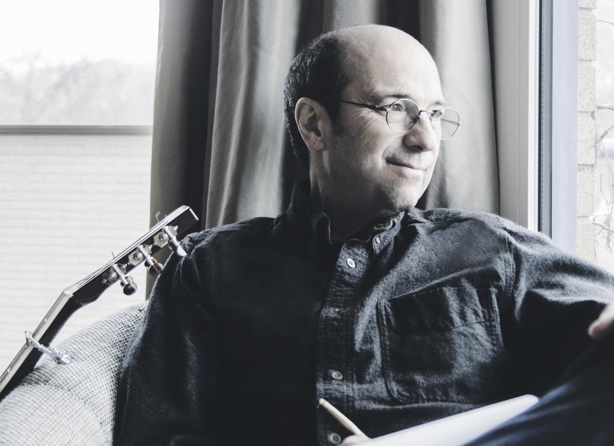 Avec son théâtre musical L’origine de mes espèces, Michel Rivard plonge dans les secrets de famille qui ont façonné son enfance et qu’il n’a découverts que tout récemment. Photo Marie-Claude Meilleur