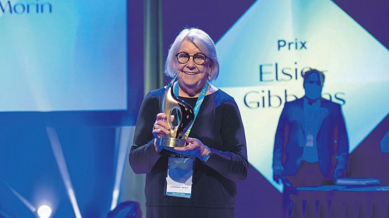 Francine Morin et la mairesse de Senneterre, Jacline Rouleau, étaient les finalistes pour le Prix Elsie-Gibbons. Photo gracieuseté