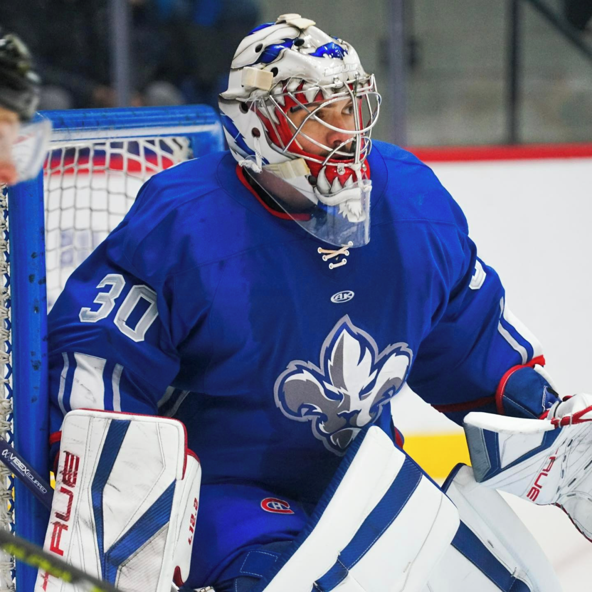 Les succès de Philippe Desrosiers depuis le début de la saison avec les Lions de Trois-Rivières, dans la ECHL, lui permettent de faire partie des gardiens de but considérés pour représenter le Canada aux Jeux olympiques. Photo Lions de Trois-Rivières