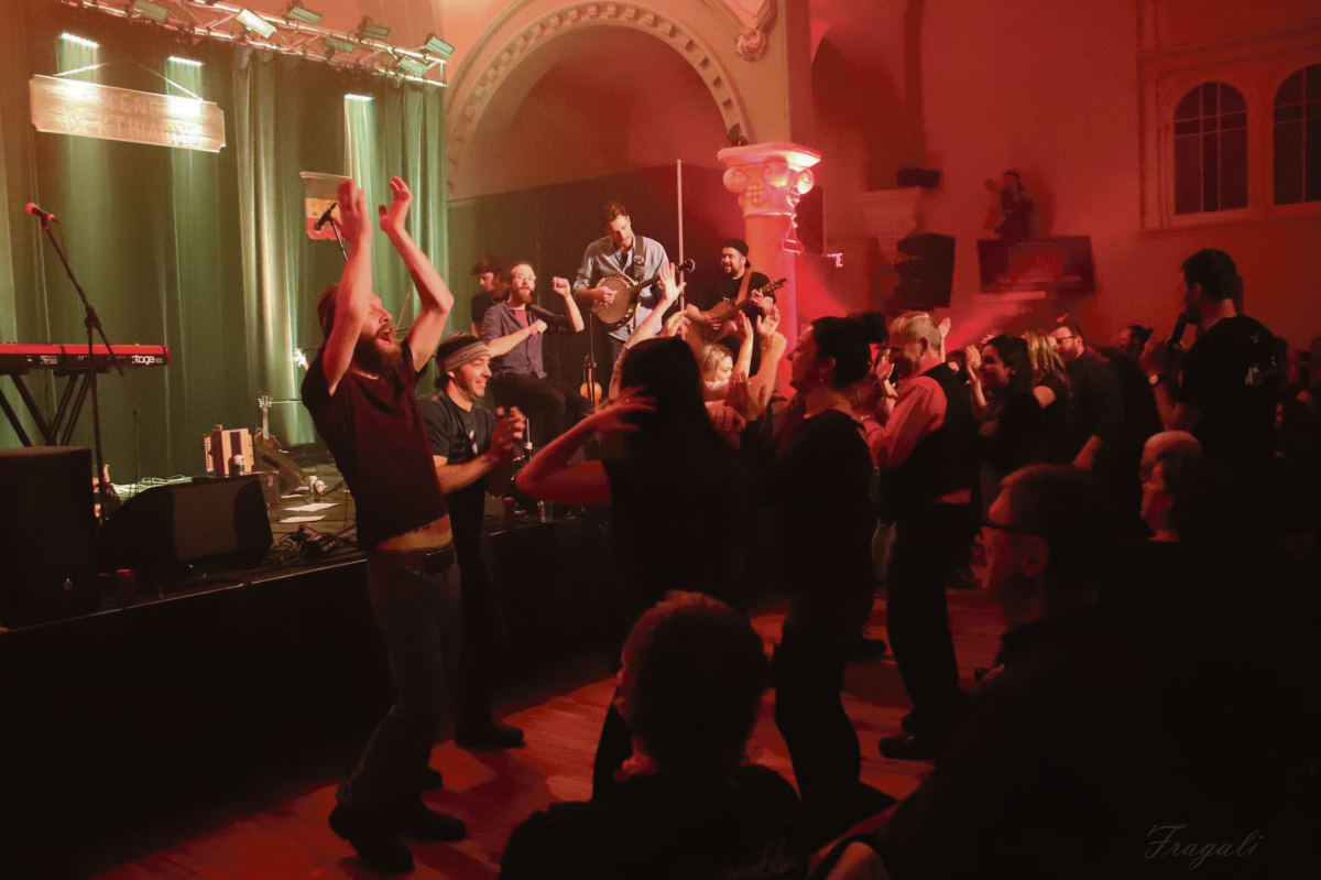 Plutôt que de vibrer au son de la musique traditionnelle la fin de semaine dernière comme le veut la coutume à cette période de l’année, la municipalité de Saint-Bernard-de-Michaudville affichait son calme habituel avec l’annulation pour une deuxième année du festival Chantez-vous bien chez nous. Photo Francine Gagnon - Fragali