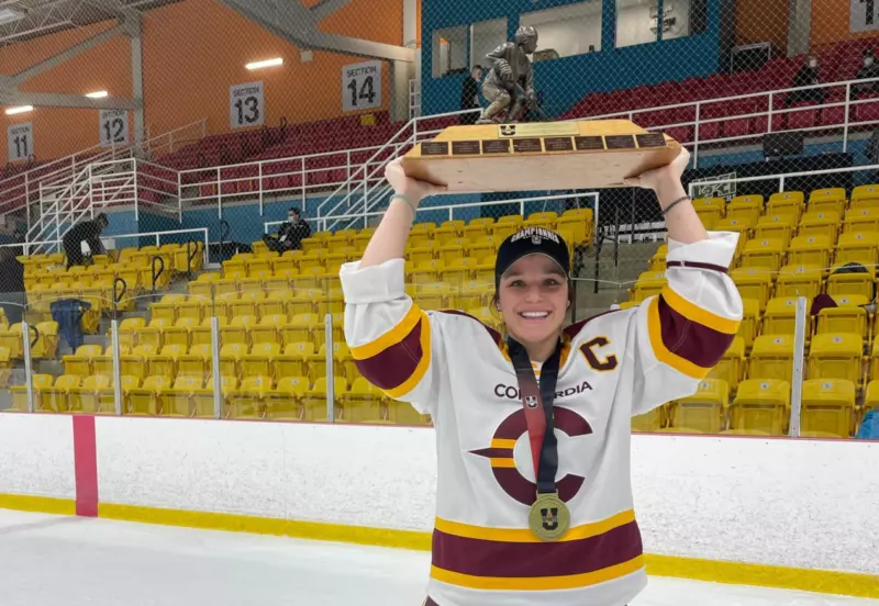La hockeyeuse Audrey Belzile a terminé sa carrière universitaire en remportant le championnat national de hockey féminin de l’U SPORTS avec les Stingers de l’Université Concordia.Photo gracieuseté