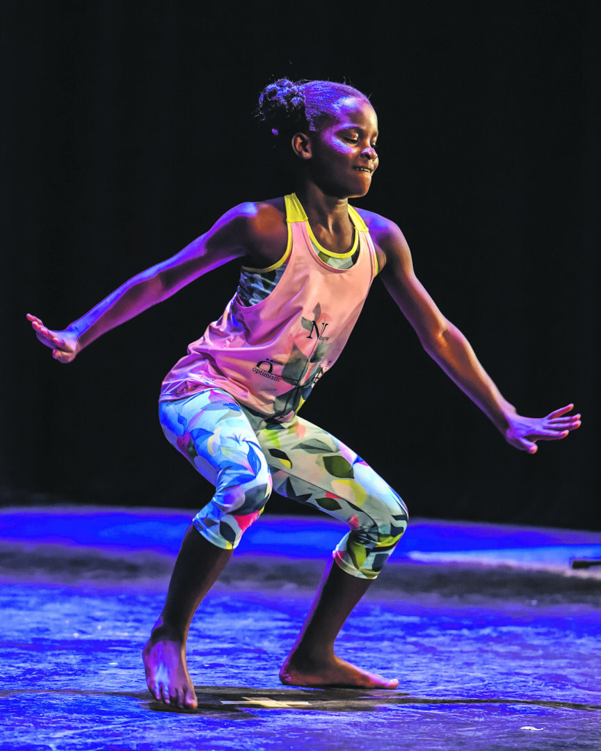 La gagnante de Primaire en spectacle, Leticia Gbangle, a présenté un numéro de danse africaine épatant qui a séduit le jury et le public. Photo François Larivière | Le Courrier ©