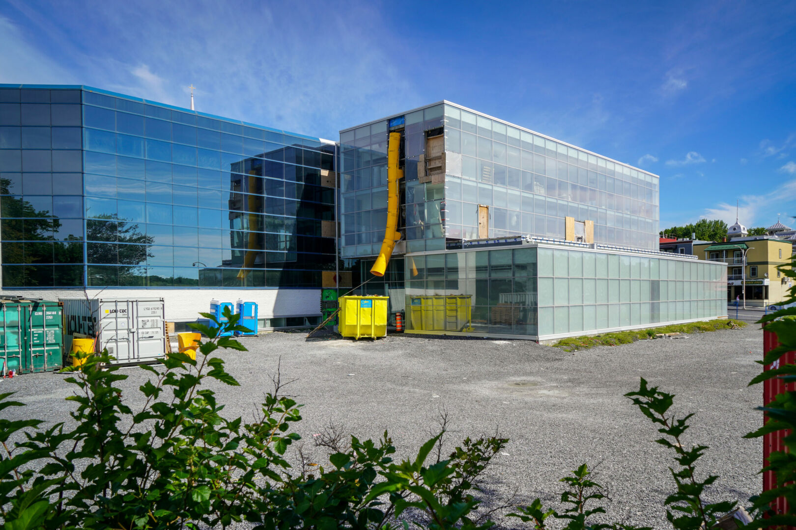 L’entrepreneur prévoit de terminer la construction de la nouvelle bibliothèque à la fin septembre. Photo François Larivière | Le Courrier ©