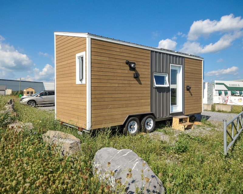 Les micro-habitations signées Vision Pré-Fab (photo) et Mini Maison Forest sont au nombre des nouveautés qui attendent les visiteurs de cette 42e édition. Photo François Larivière | Le Courrier ©