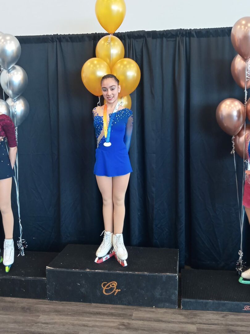 Dulce Luna Mendez Samson s’est hissée au 1er rang de la classe STAR 5 chez les filles de moins de 13 ans lors des Championnats de patinage STAR de la section Québec à la mi-mars. Photo gracieuseté