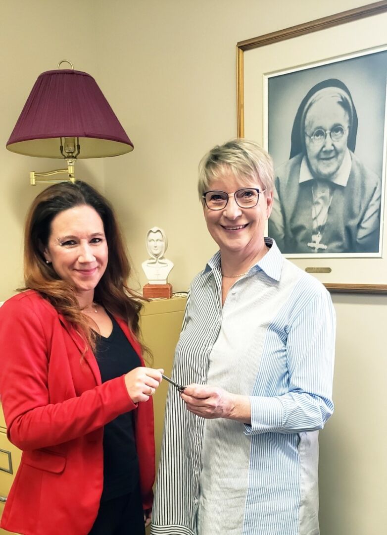 La directrice générale de la Fondation Aline-Letendre de l’Hôtel-Dieu de Saint-Hyacinthe, Christine Poirier, prendra sa retraite dans quelques jours avec le sentiment du devoir accompli. C’est Karine Beauchamp qui la remplace. Photo gracieuseté