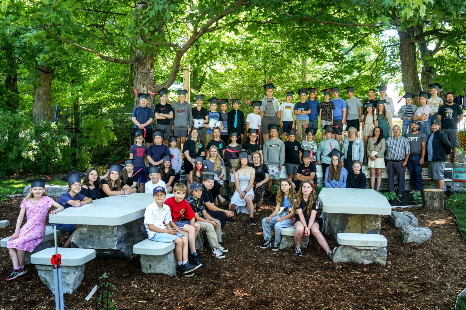 Les élèves de l’école Henri-Bachand à Saint-Liboire ont pu inaugurer leur classe extérieure tout juste avant la fin de l’année scolaire. Dès l’automne, les élèves pourront venir expérimenter l’enseignement en plein air. Photo François Larivière | Le Courrier ©