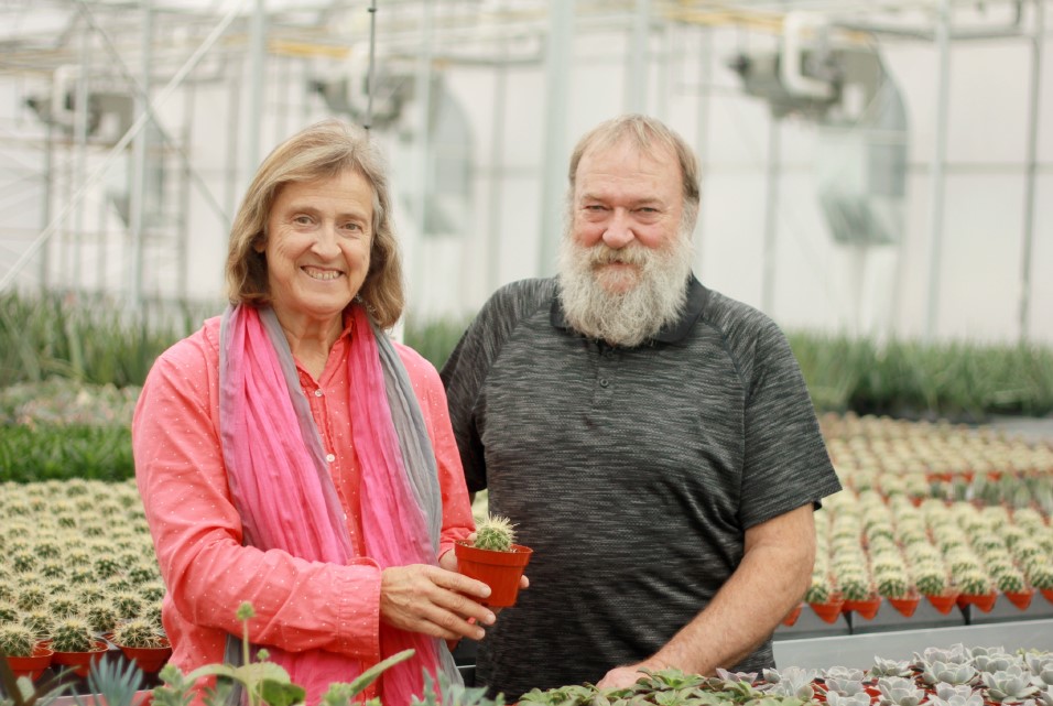 Pierrette Martel et André Mousseau, propriétaires du Cactus Fleuri à Sainte-Marie-Madeleine. Photo tirée de Facebook