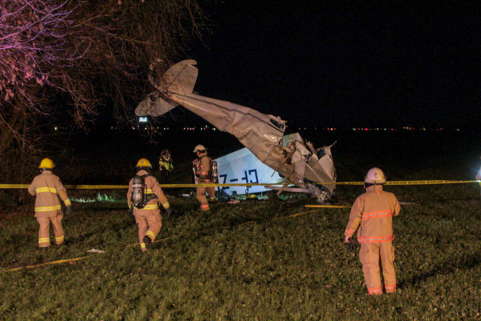 L’appareil s’est écrasé dans un champ à Saint-Hyacinthe, en fin d’après-midi mardi. Photo Adam Bolestridge | Le Courrier ©