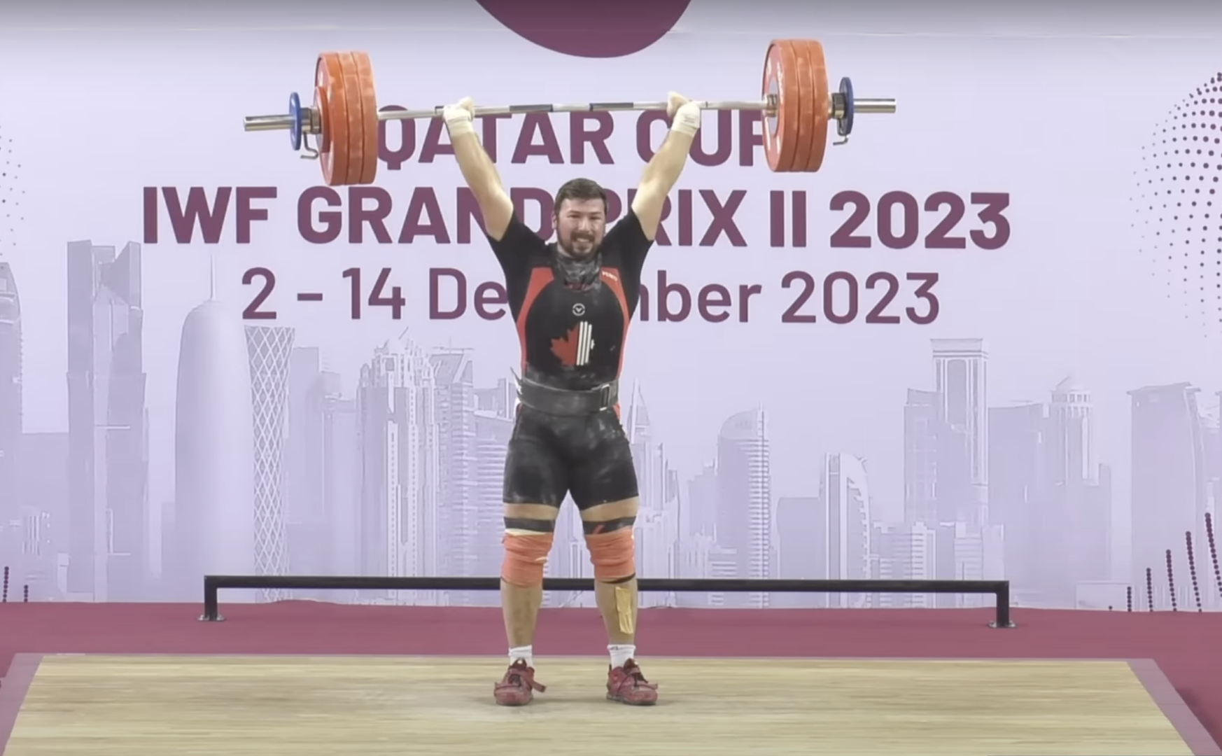 Pierre-Alexandre Bessette lors du Grand Prix II, une compétition internationale disputée au Qatar. Photo capture d’écran YouTube IWF