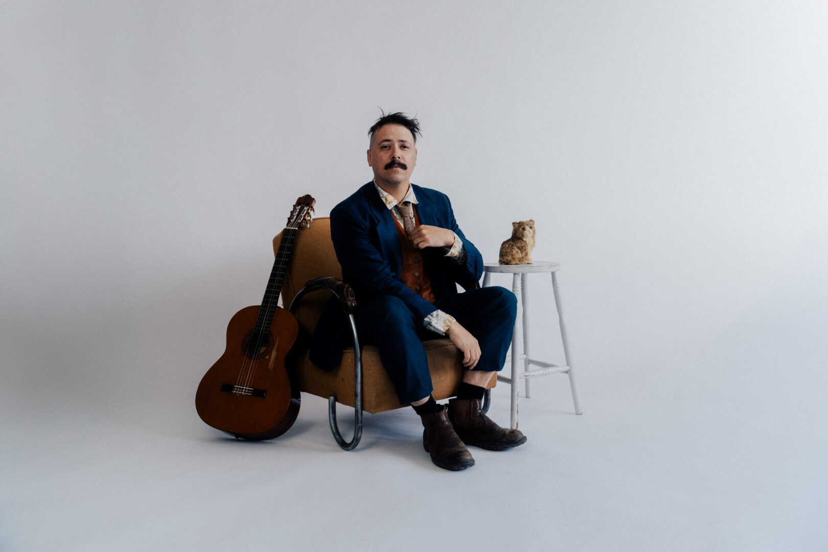 En novembre, l’auteur-compositeur-interprète Georges Ouel, natif de Saint-Hyacinthe, a dévoilé son deuxième album, intitulé Le ciment des âges. Photo Marc-André Dupaul