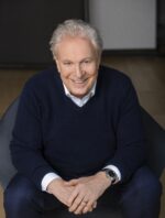 Jean Charest rejoint Therrien Couture Joli-Cœur