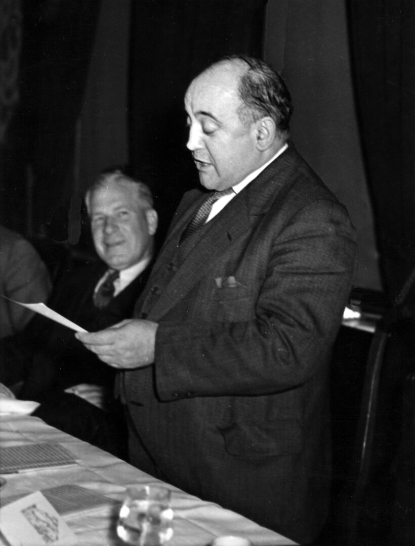 Discours de Bouchard devant l’Association des manufacturiers canadiens, vers 1930. Photo Fonds CH354, T.-D. Bouchard