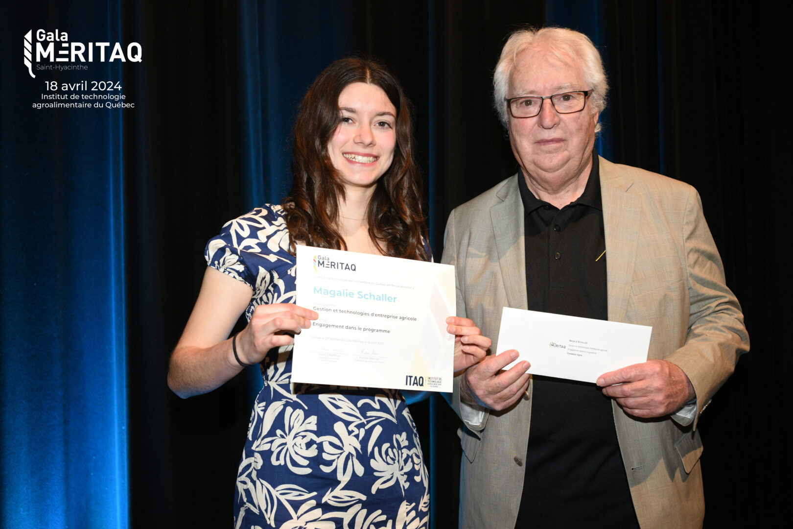 La lauréate Magalie Schaller accompagnée de Charles Bachand, vice-président de la Fondation Agria. Photo ITAQ