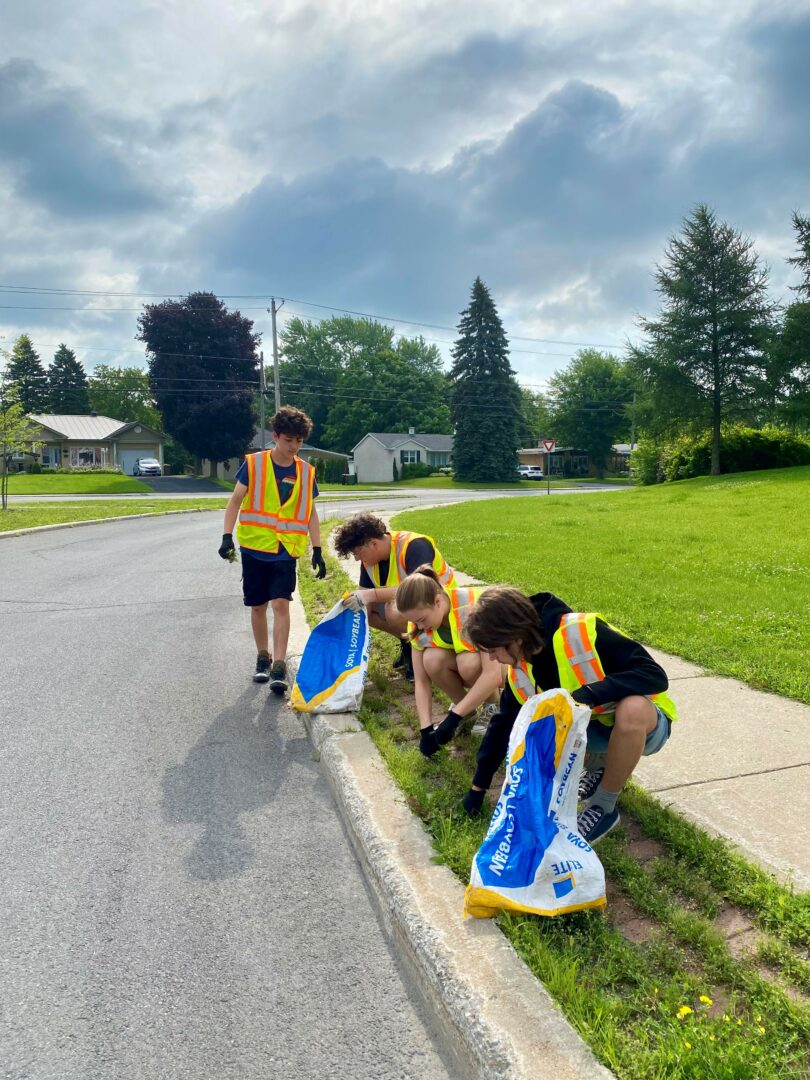 Des jeunes participants de la CIEC en pleine action. Photo gracieuseté