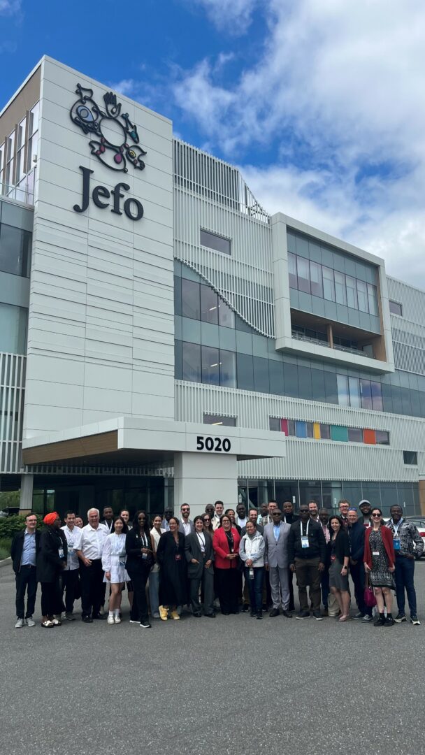 L’entreprise Jefo a été visitée par une délégation d’entreprises de près de 30 pays de la francophonie dans le cadre d’une mission économique et commerciale de l’Organisation internationale de la Francophonie au Québec. Photo gracieuseté