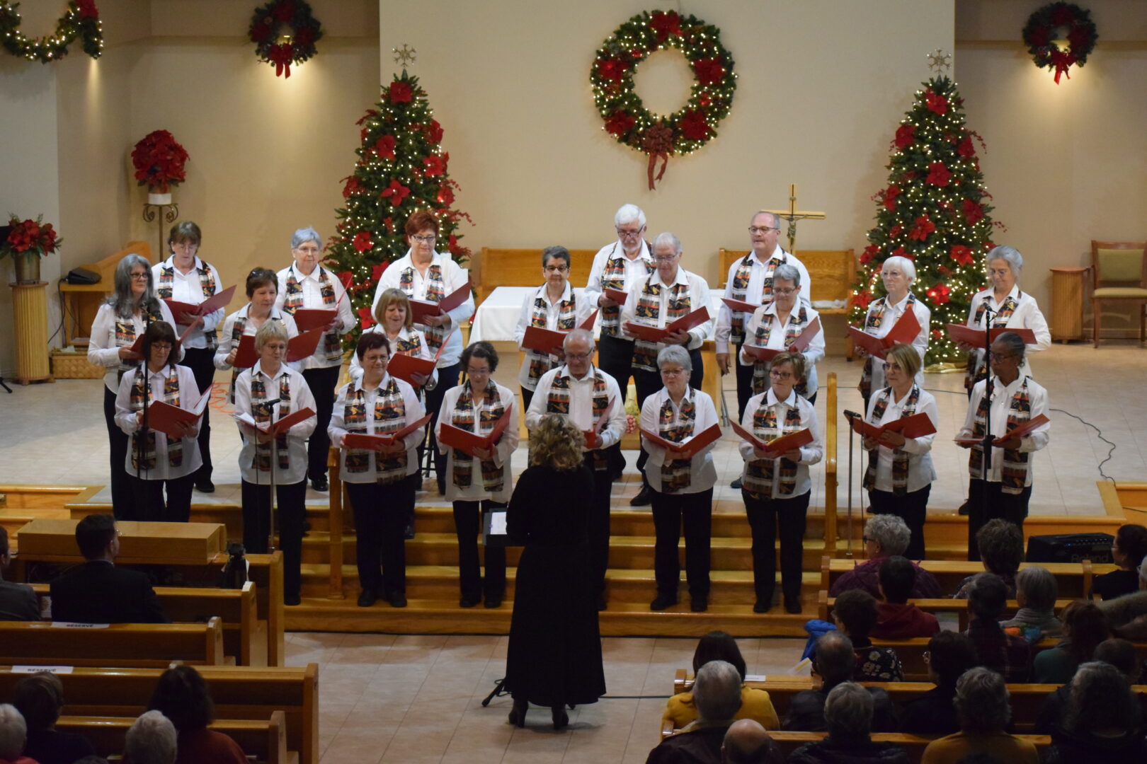 L’Ensemble vocal Vox mania en plein concert de Noël tenu à l’église Sainte-Eugénie de Douville à Saint-Hyacinthe. Photo gracieuseté