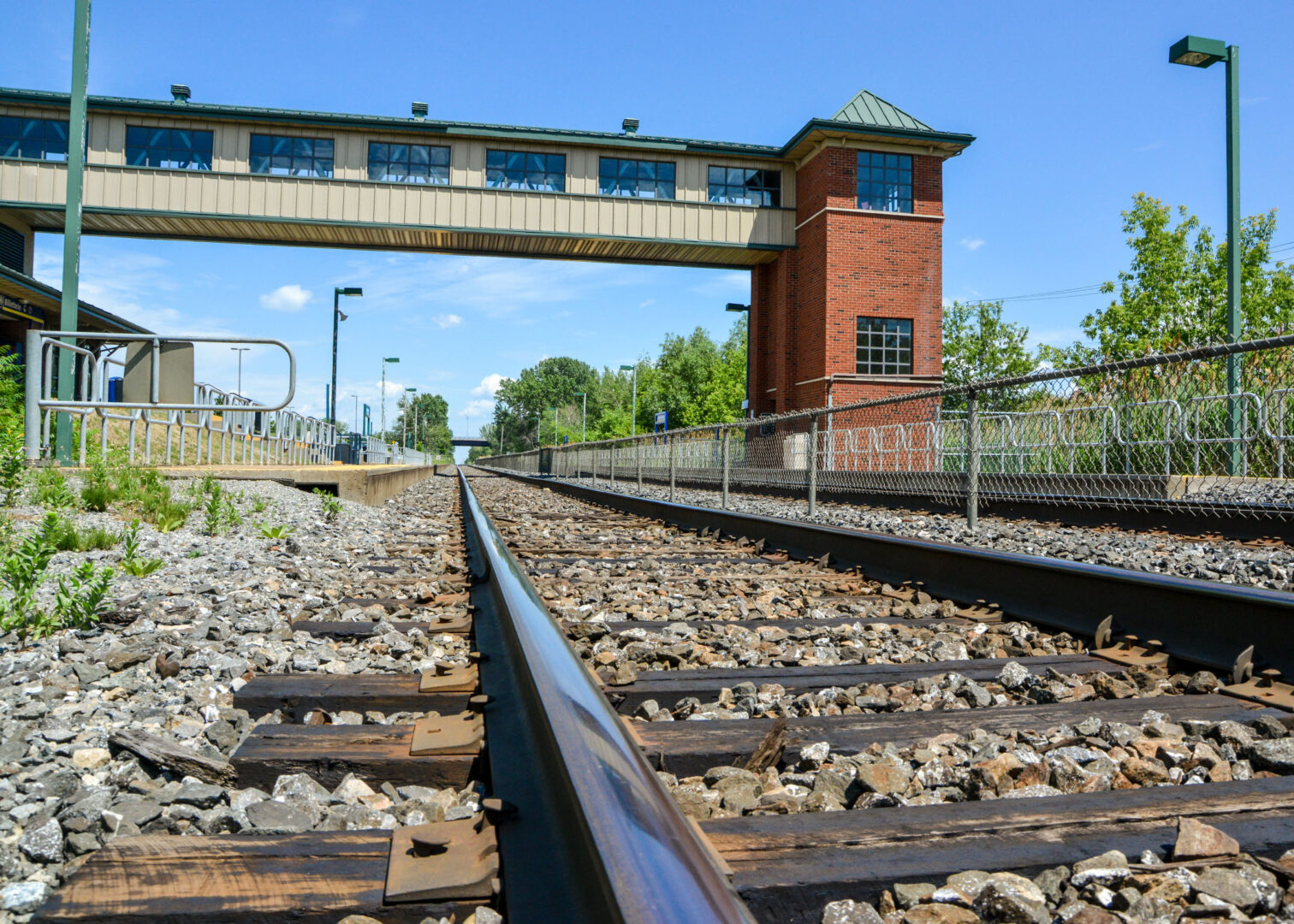 La fin du train de banlieue à Mont-Saint-Hilaire aurait des répercussions jusqu’à Saint-Hyacinthe puisqu’un service de navette est disponible pour permettre aux citoyens de se rendre à la gare de Mont-Saint-Hilaire. Photothèque | Le Courrier ©