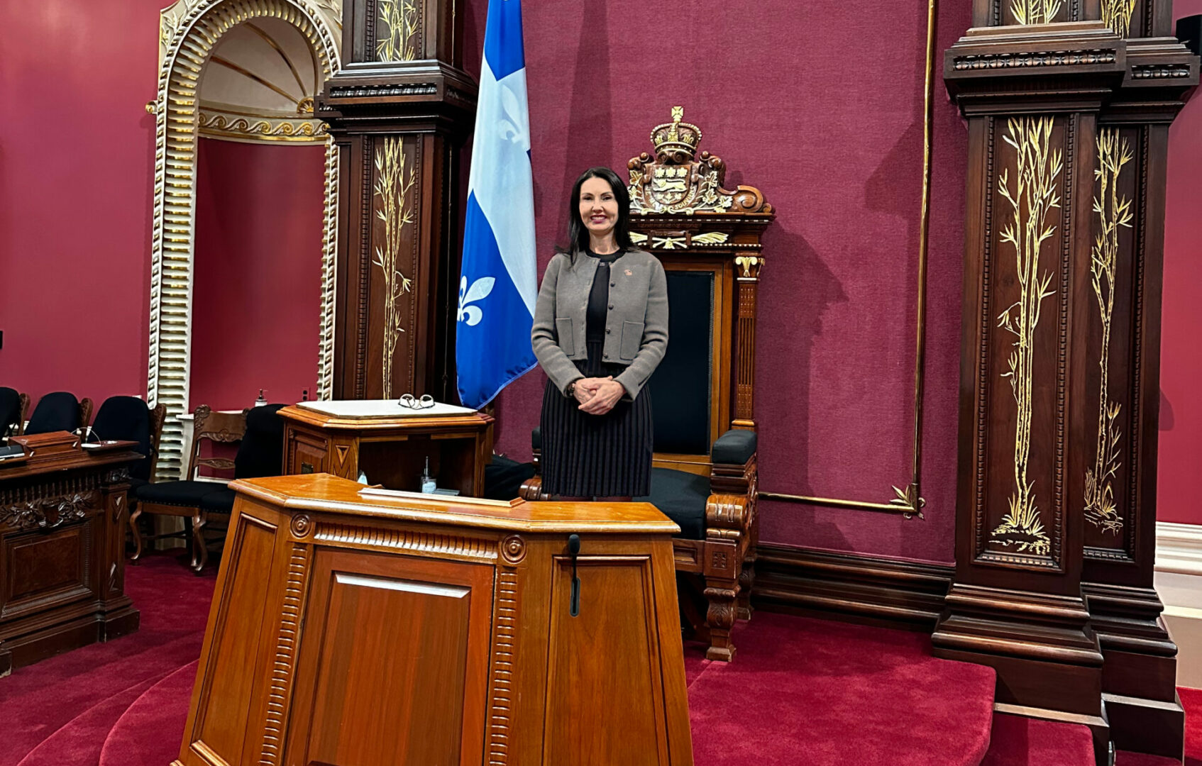 La députée de Saint-Hyacinthe et vice-présidente de l’Assemblée nationale, Chantal Soucy, dans le Salon rouge de l’Assemblée nationale lors de la rentrée parlementaire, mardi. Photo gracieuseté