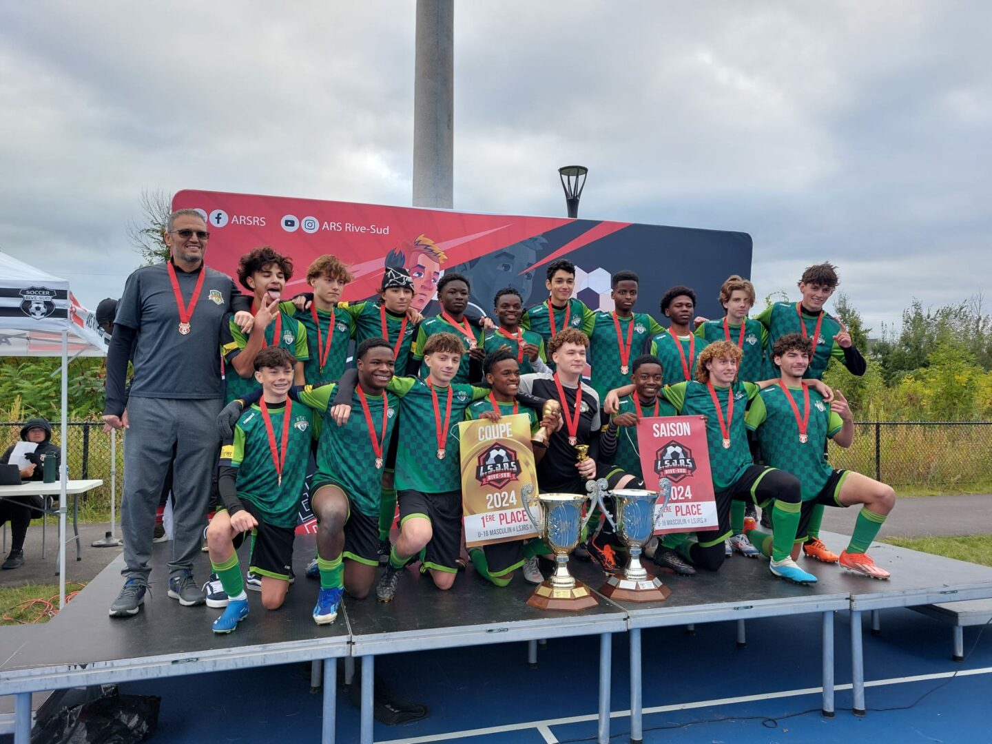 Le FC Saint-Hyacinthe U16 masculin A a été champion en saison régulière et en séries éliminatoires. Photo gracieuseté