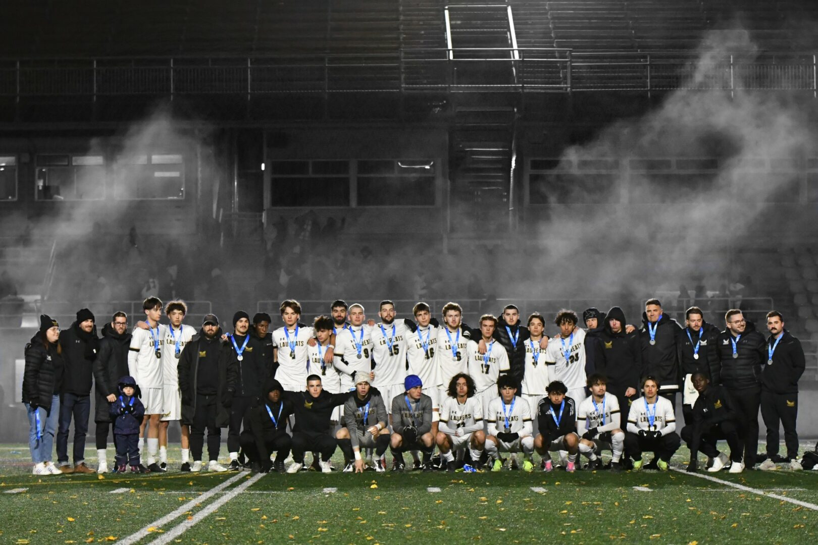 Les Lauréats du Cégep de Saint-Hyacinthe sont revenus du championnat provincial de soccer masculin division 1 avec la médaille d’argent pour une deuxième année consécutive. Photo Lauréats du Cégep de Saint-Hyacinthe