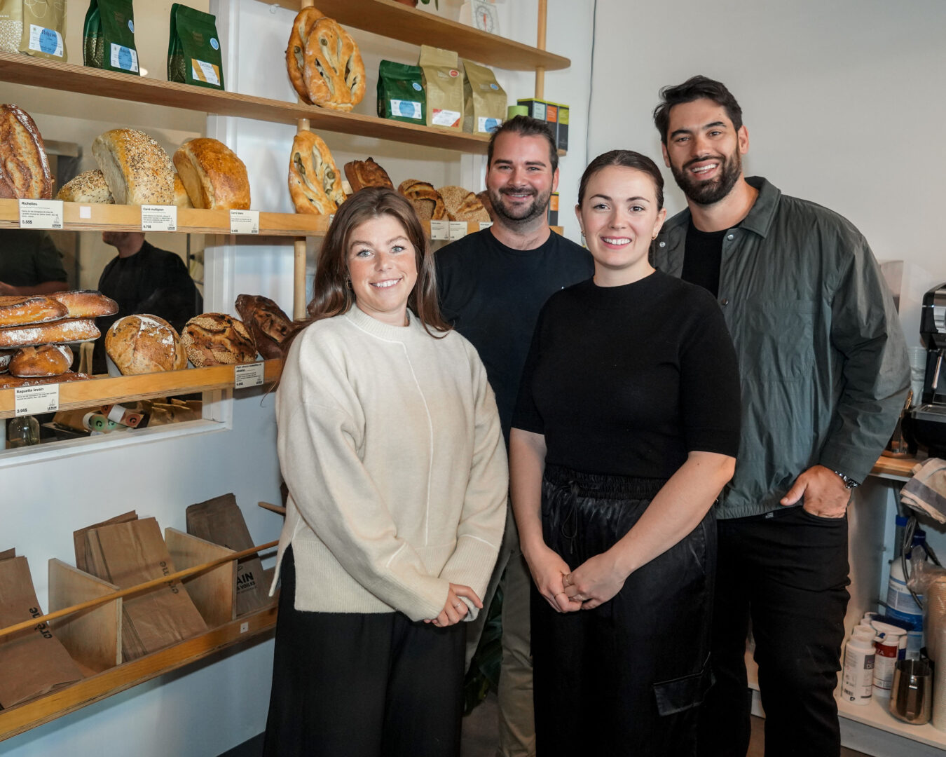 De gauche à droite : Karelle Canuel-Dubé, Samuel St-Denis Fleurent, Marie-Ève Pinsonneault et Laurent Duvernay-Tardif. Photo François Larivière | Le Courrier©