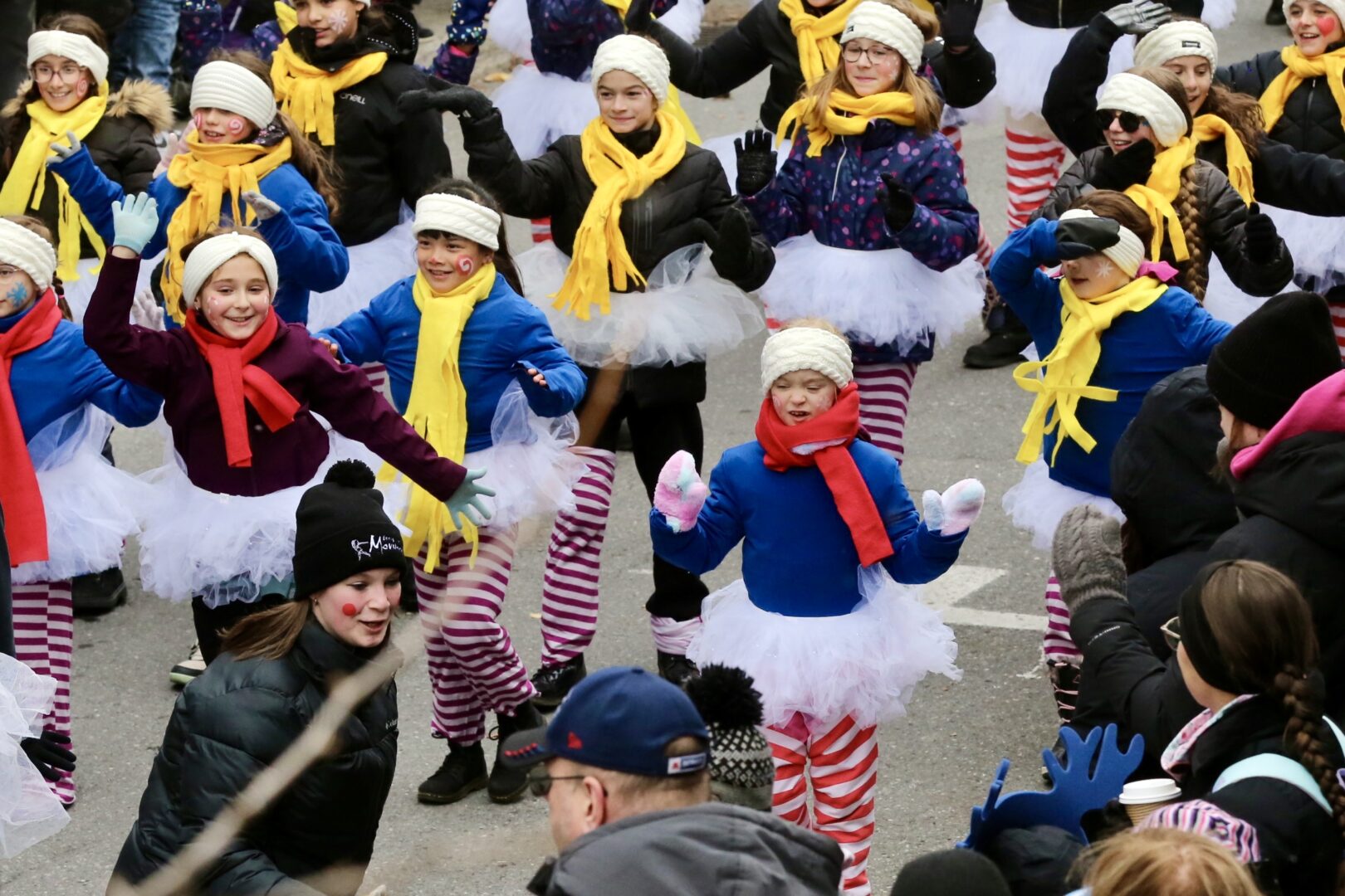 La danse était à l’honneur tout au long du défilé alors que des participants de tous les âges ont offert des prestations. Photo Robert Gosselin | Le Courrier ©