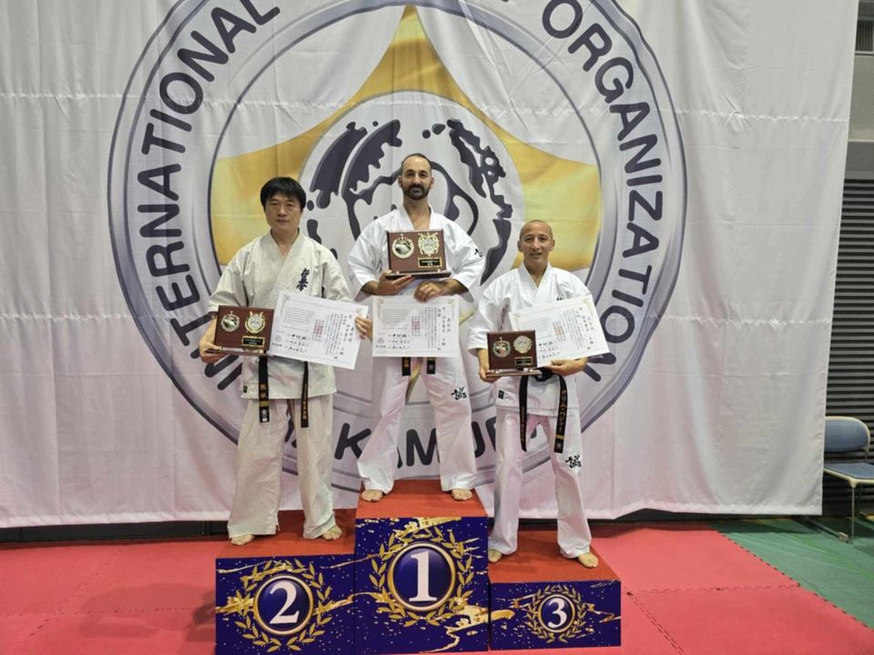 Le Maskoutain François D’Ascanio est monté sur la plus haute marche du podium au tournoi de l’organisation internationale de karaté Nakamura (IKO) disputé au Japon. Photo gracieuseté