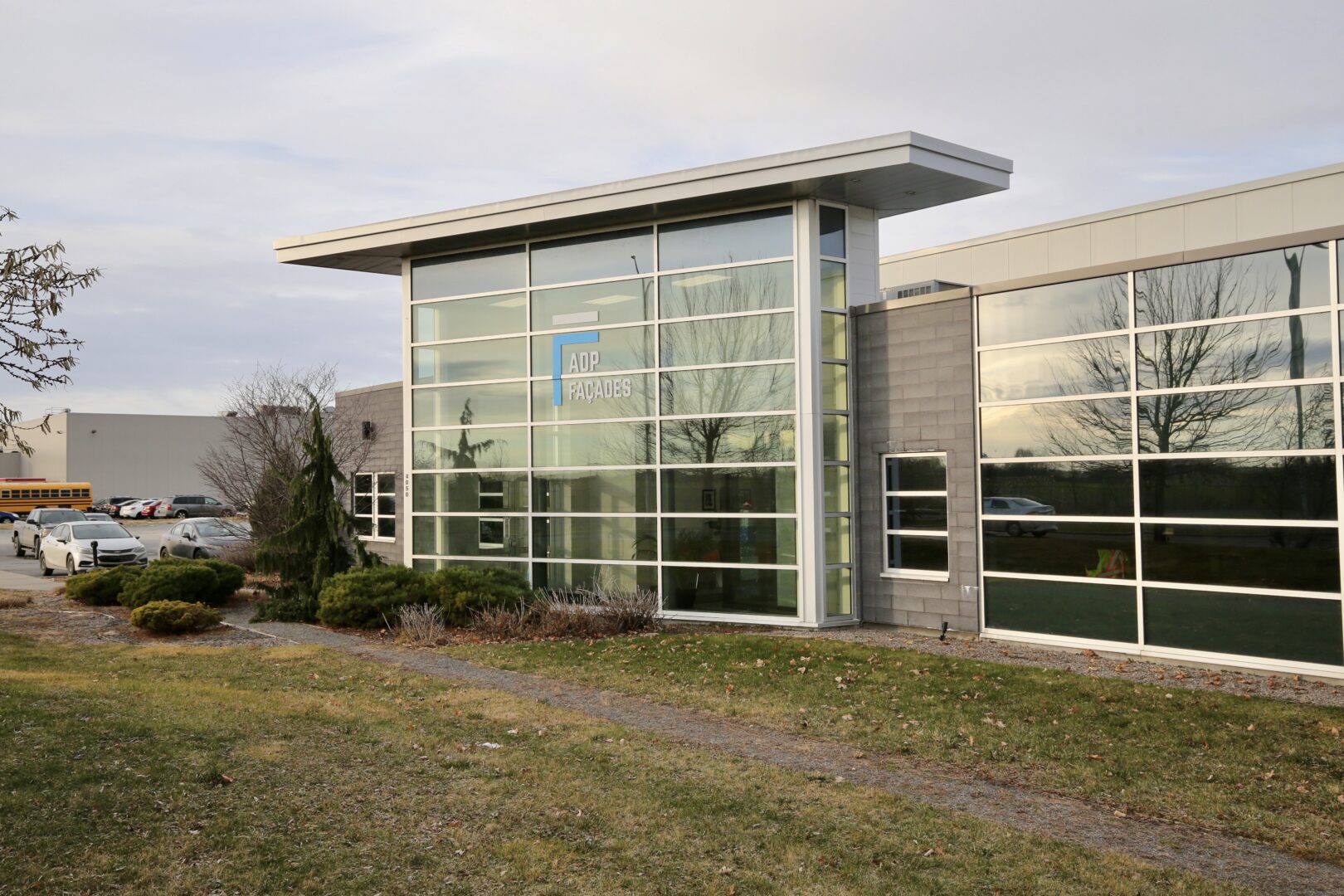 ADP Façades a fait son arrivée à Saint-Hyacinthe sur le boulevard Casavant Ouest à l'hiver 2021. Photo Robert Gosselin | Le Courrier ©