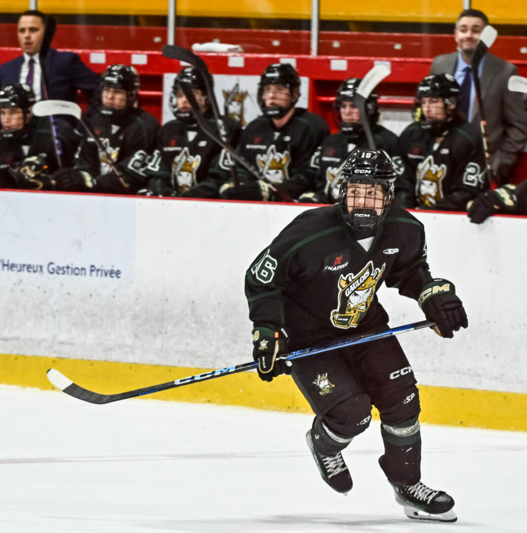 Les joueurs des Gaulois sont au cœur d’une lutte des plus serrées au classement de la ligue M18 AAA du Québec.Photo François Larivière | Le Courrier ©