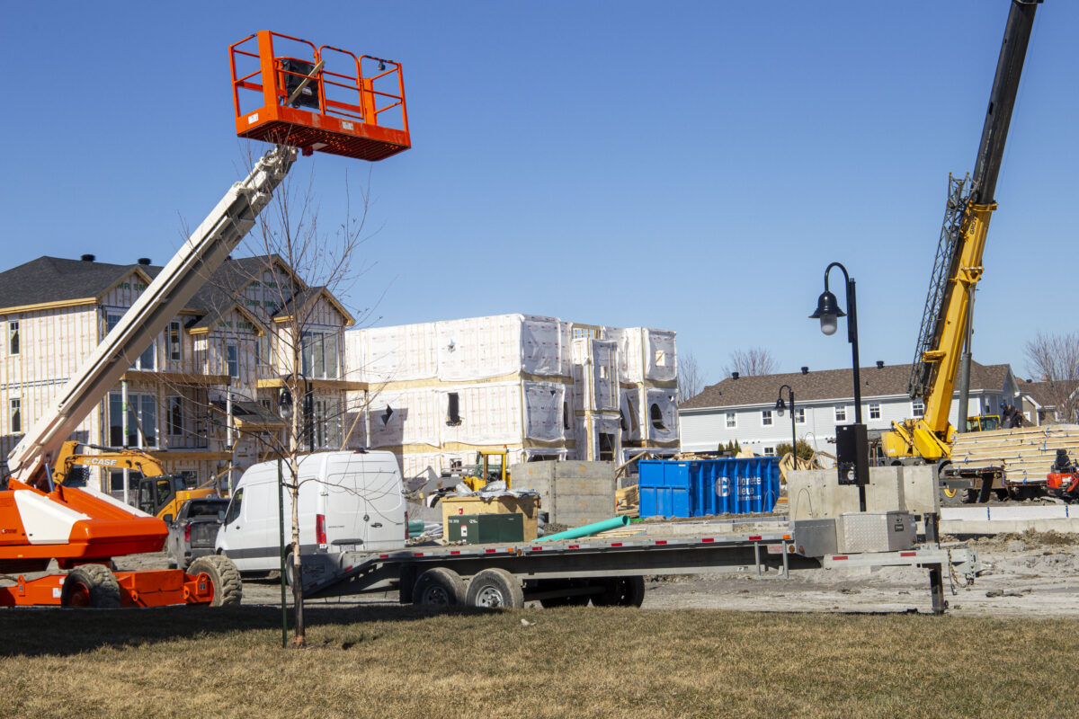 Des immeubles en construction au Domaine sur le Vert ne font pas le bonheur du voisinage. Photothèque | Le Courrier ©