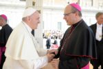 Les évêques font le deuil d’un Saint-Père dévoué
