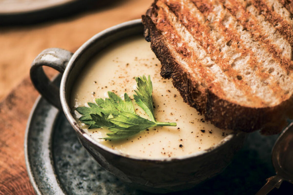 Potage crémeux aux poireaux