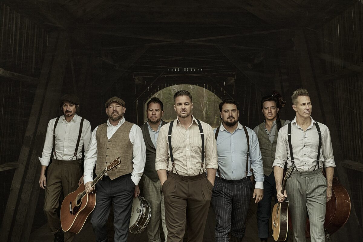 Le groupe Les Gars du Nord montera sur la scène du parc Casimir-Dessaulles le 23 juin pour le spectacle de la fête nationale. Photo Julien Faugère