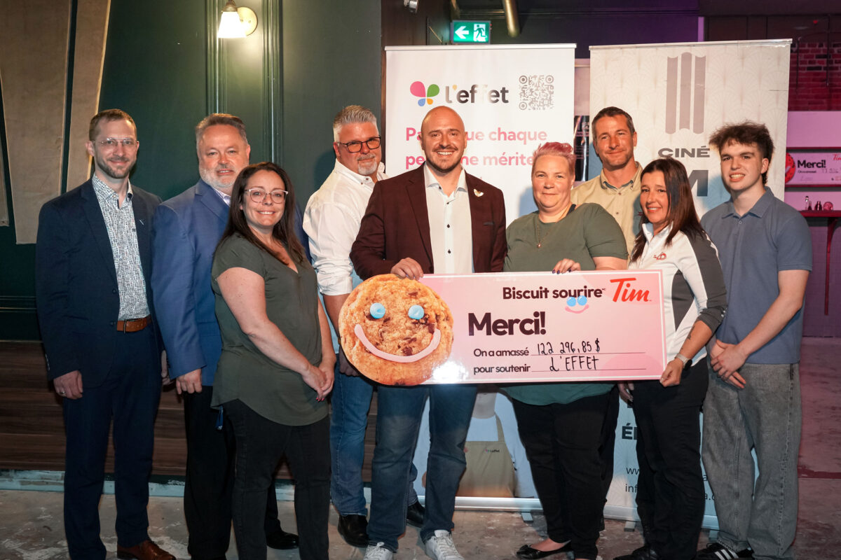 La campagne du Biscuit sourire de Tim Hortons a permis d’amasser 122 296,85 $ pour l’organisme d’inclusion sociale maskoutain L’Effet. Photo François Larivière | Le Courrier ©