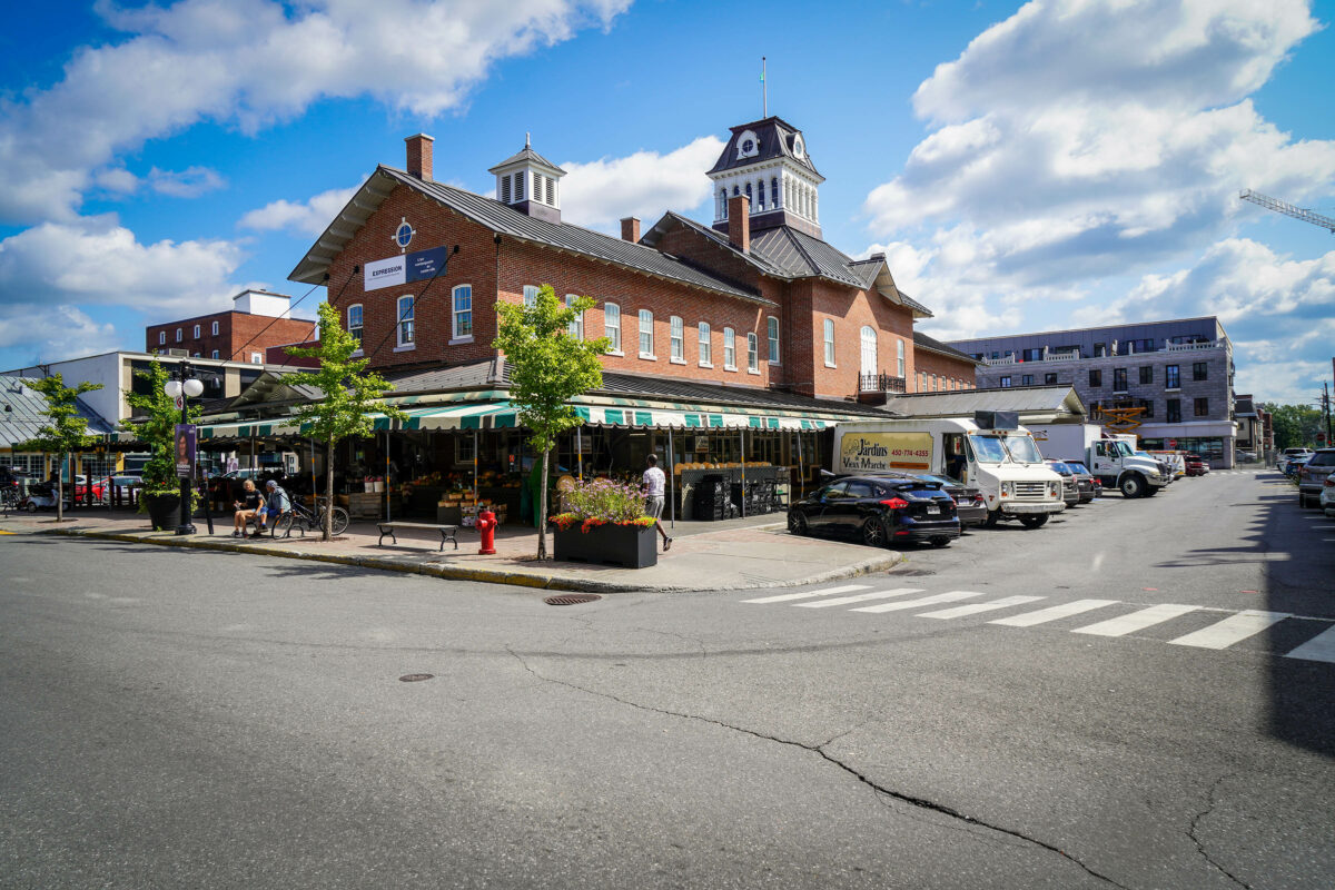 Le 1555 Marché public de Saint-Hyacinthe est un arrêt incontournable dans le cadre de la Semaine des marchés publics du Québec qui démarre ce vendredi. 
Photo François Larivière | Le Courrier ©