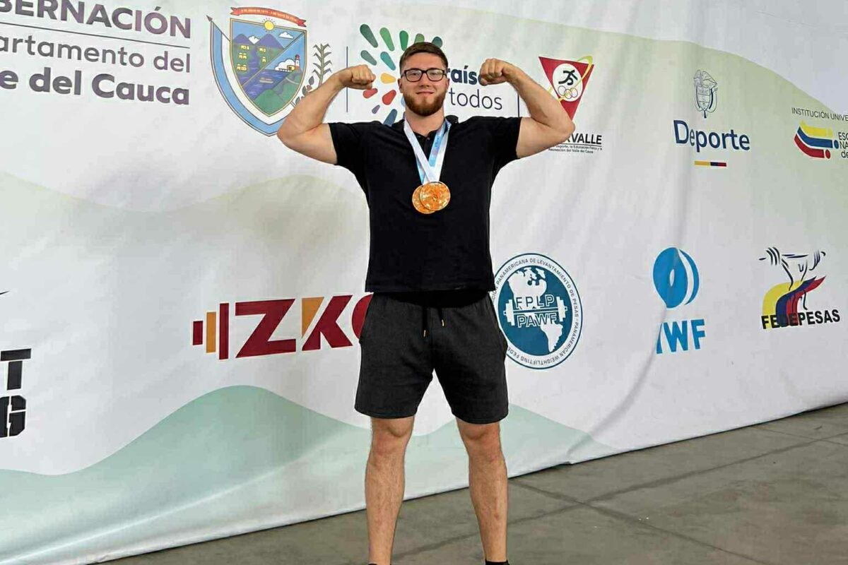 L’haltérophile Xavier Lusignan, qui s’est joint à La Machine Rouge en cours d’année, a raflé deux médailles de bronze au championnat panaméricain. Photo gracieuseté