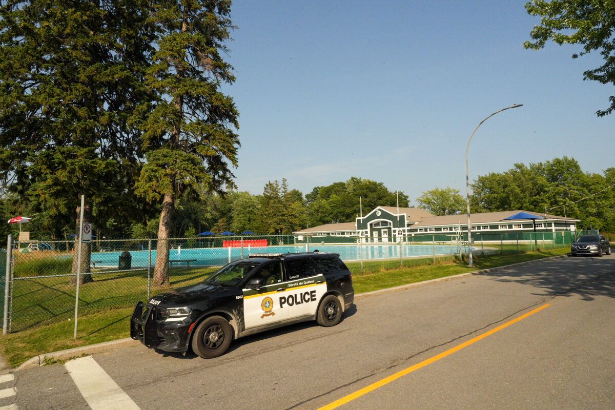 Un homme de 69 ans a perdu la vie à la piscine Laurier, sur la rue Viger à Saint-Hyacinthe, le 16 juillet en après-midi. Une enquête de la coroner est en cours afin d’établir les circonstances du drame. Photo Adam Bolestridge | Le Courrier ©