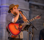 Dave Harmo reprend l’harmonica pour Les Colocs – Ensemble