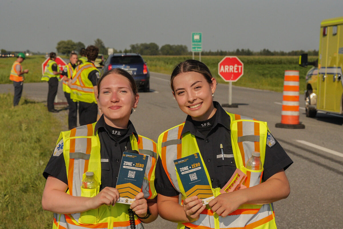 Une opération de sensibilisation de la Sûreté du Québec et de ses partenaires s’est tenue le 24 juillet dans la zone accidentogène de la route 116 à Sainte-Marie-Madeleine à la hauteur de l’intersection du chemin du Grand-Rang. Photo Adam Bolestridge | Le Courrier ©