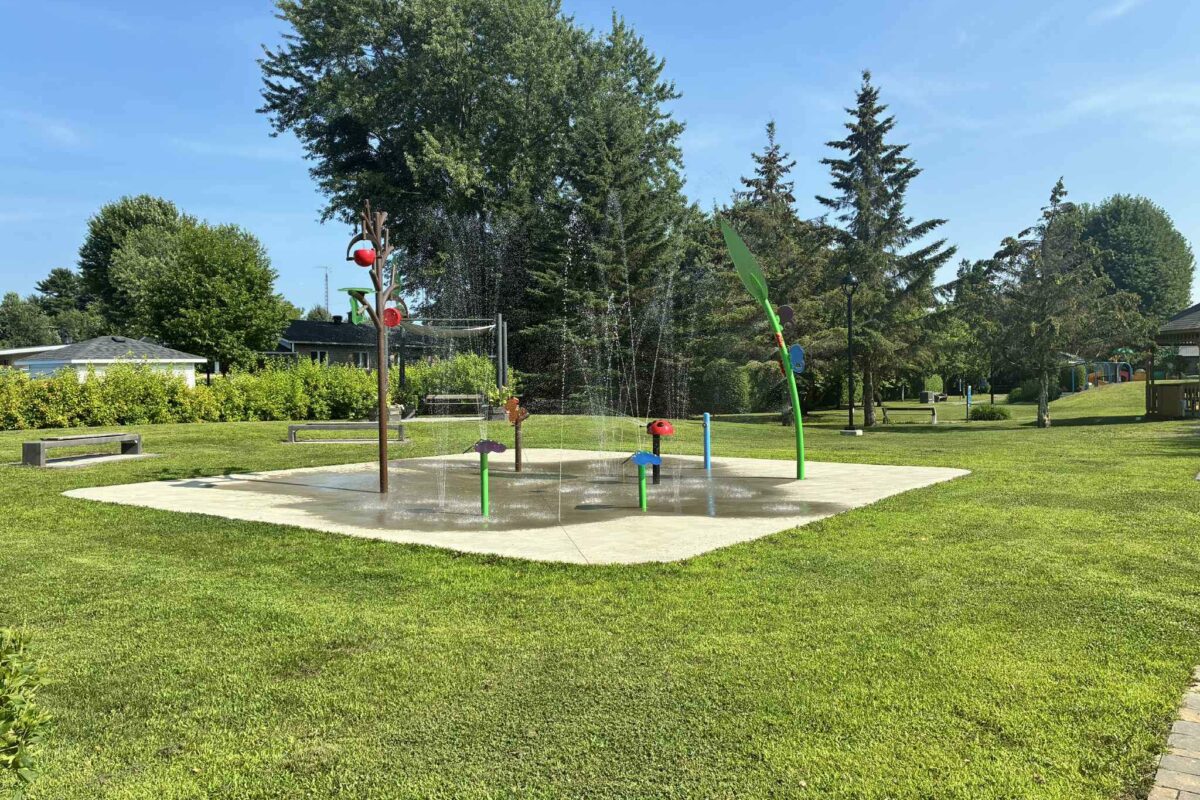 La Municipalité de Saint-Valérien-de-Milton a connu une vague de vandalisme depuis le printemps. Notamment, de l’acide a été mis dans les jeux d’eau récemment. Photo tirée de Facebook