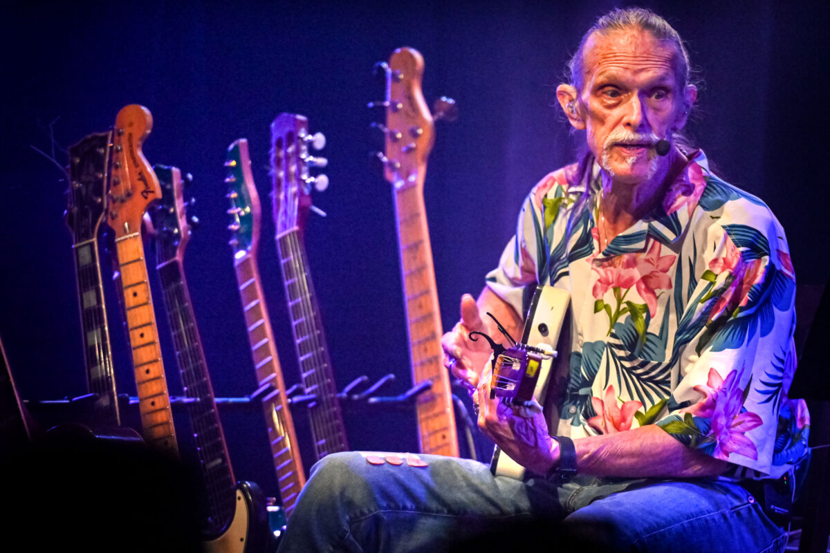 Cumulant plus de 60 ans de carrière, Shawn Phillips proposera un tour d’horizon de son vaste répertoire dans le cadre de son spectacle à la Salle Théâtre La Scène le 18 septembre. Photo François Larivière | Le Courrier ©