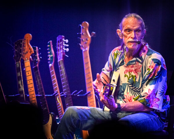 Shawn Phillips, une légende et ses guitares