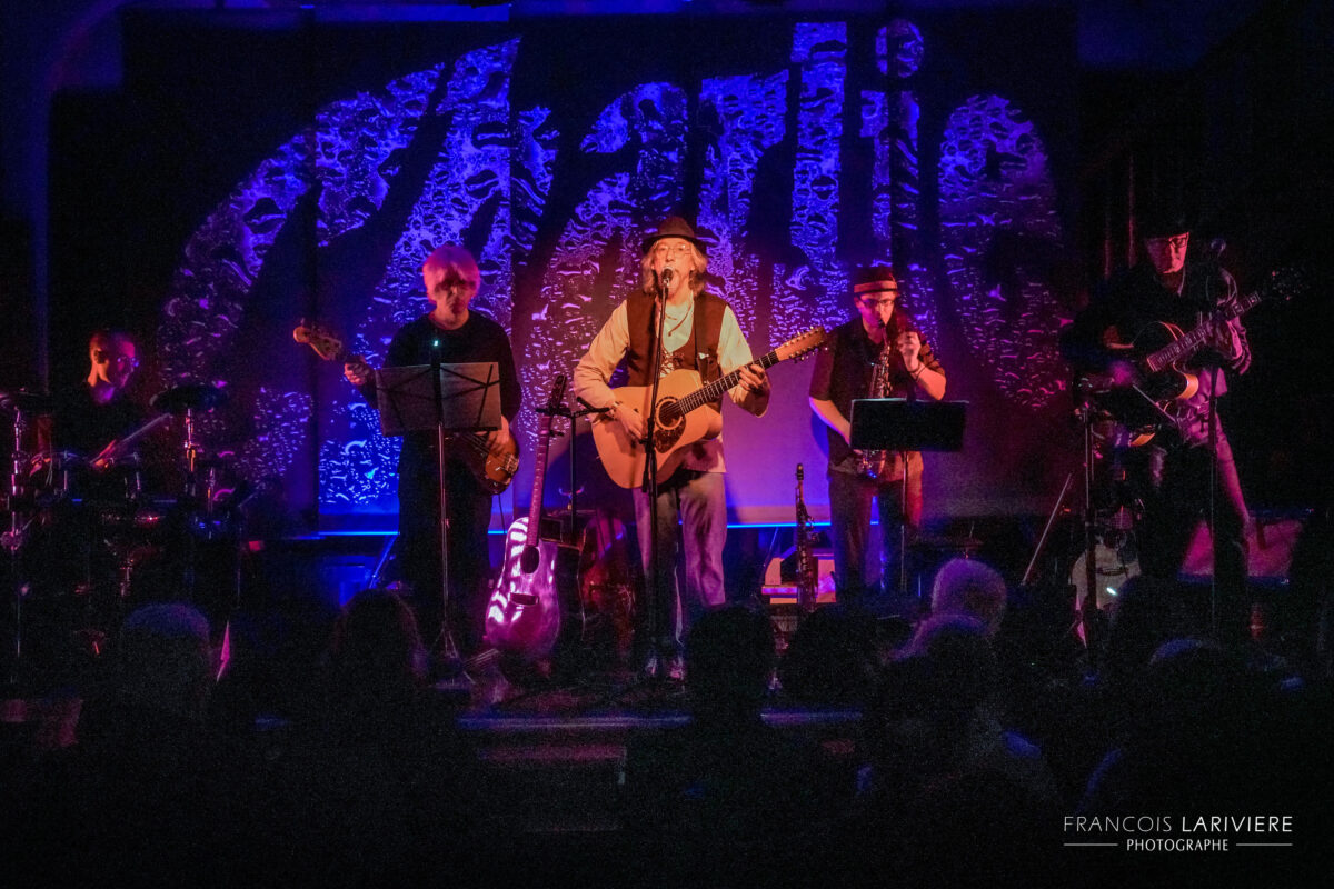 L’auteur-compositeur-interprète Guy Giroux sera en spectacle le 26 septembre, à 20 h, au CinéMaska. Photo François Larivière | Le Courrier ©
