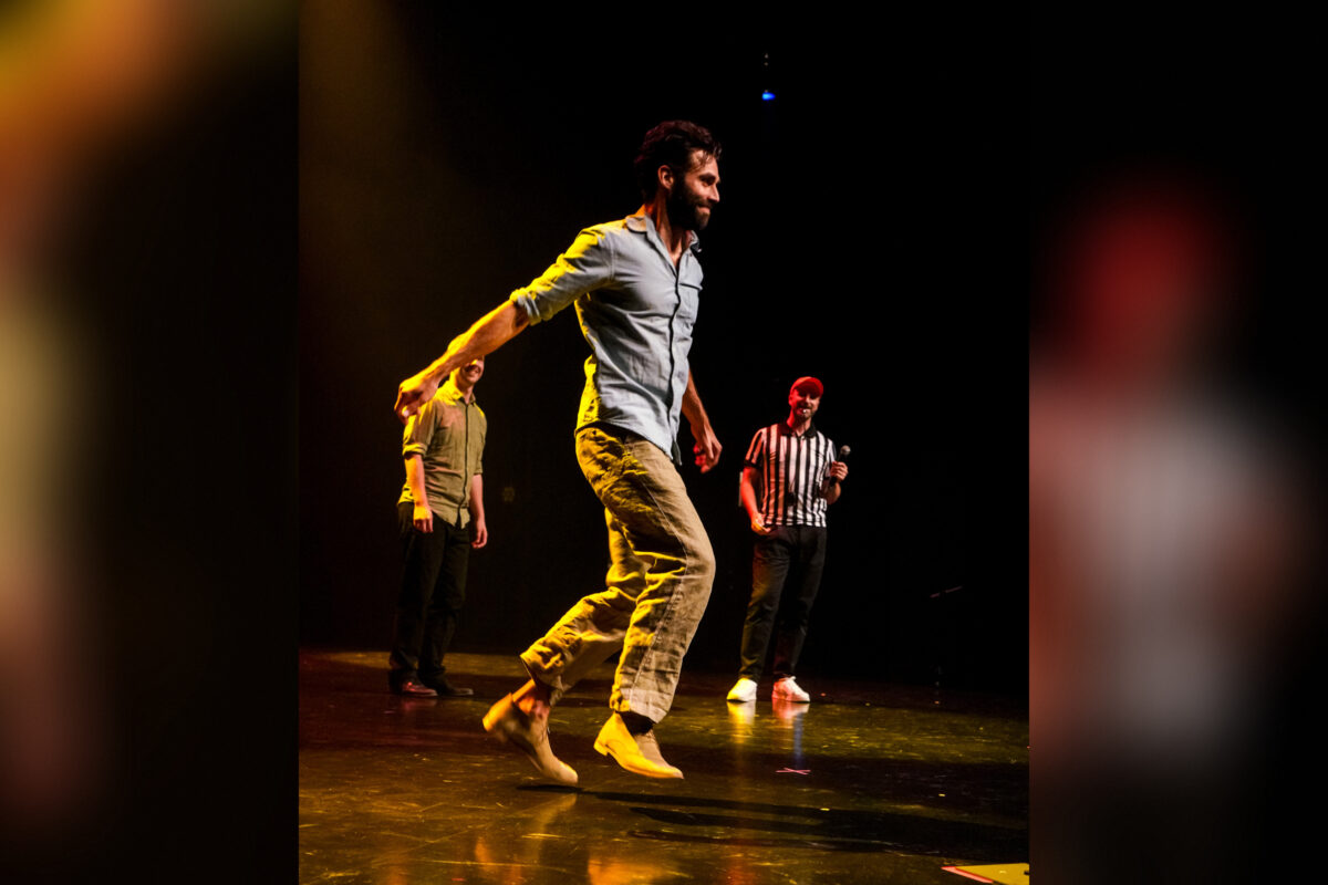 Un match d’impro de gigue, mettant en vedette des gigueurs professionnels, sera présenté par BIGICO au Centre des arts Juliette-Lassonde le samedi 29 novembre. Photo François Larivière | Le Courrier ©